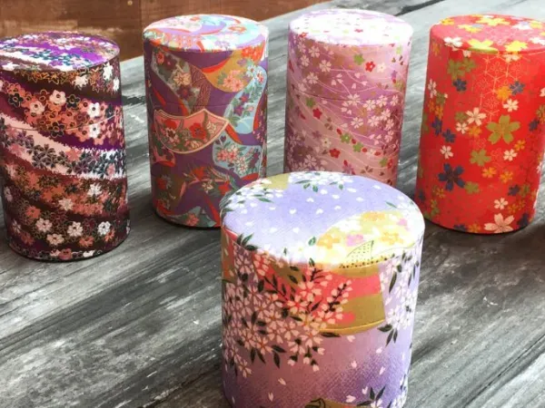 Boosting inferior Japanese green tea leaves!